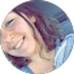 Profile photo of Maddie Thepsiri