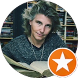 Profile photo of Roxanne Henkle