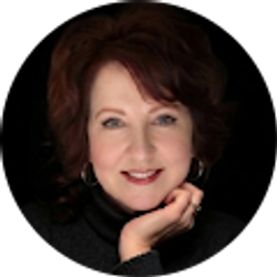 Profile photo of Stephanie Ackermann