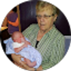 Profile photo of Helen Kneeland
