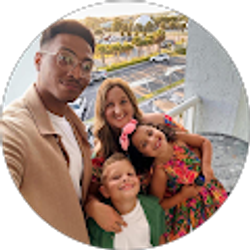 Profile photo of Julianna Branum