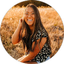 Profile photo of yena lee