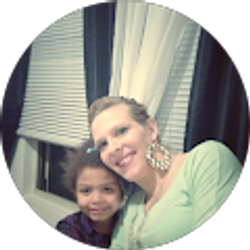 Profile photo of Samantha Ray