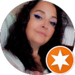 Profile photo of Julie