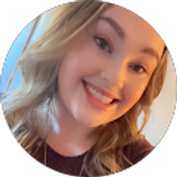 Profile photo of Kayla Comings