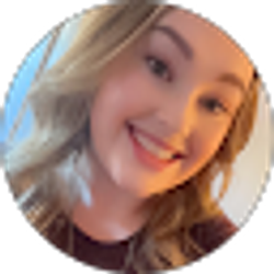 Profile photo of Kayla Comings