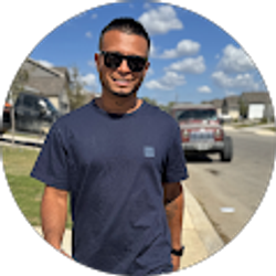 Profile photo of Memo Laz Oficial