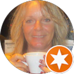 Profile photo of joanne lewis