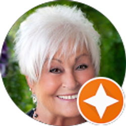 Profile photo of Carol Santi