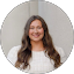 Profile photo of Emmy Sharum