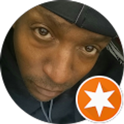 Profile photo of Cari Warner