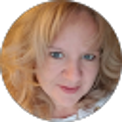 Profile photo of kelly strauss