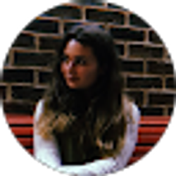 Profile photo of Lia Miller