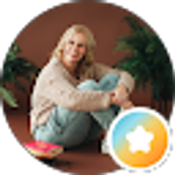 Profile photo of Dawn Quait