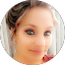 Profile photo of Cassie Woodson