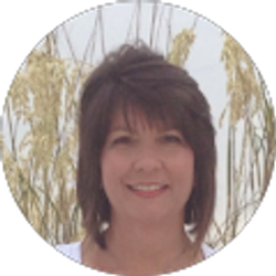 Profile photo of Dawn Crocker