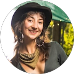 Profile photo of Lucina Woods