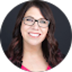 Profile photo of Angela Yelich