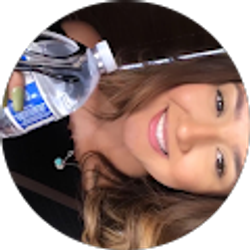 Profile photo of Ana Villanueva