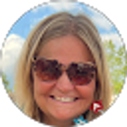 Profile photo of Dana Ellard