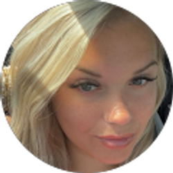 Profile photo of Jenna Rybolt