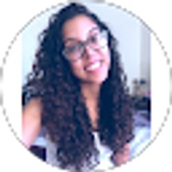 Profile photo of Kelly Casanova