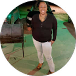 Profile photo of Toni Thomas