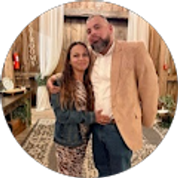 Profile photo of Roseann Flores