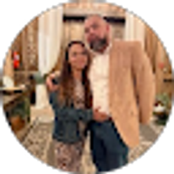 Profile photo of Roseann Flores