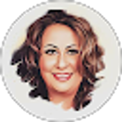 Profile photo of Kim Crowther