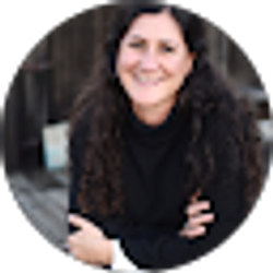 Profile photo of Gina Logan (Gina Logan Photography)