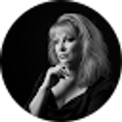 Profile photo of Donna DiSalvia