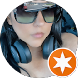 Profile photo of Vee L