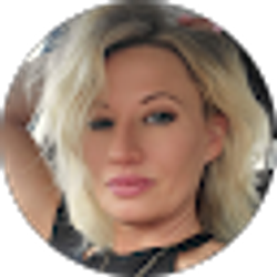 Profile photo of April Sinclair