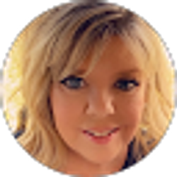 Profile photo of Andi Woods
