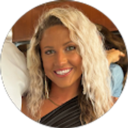 Profile photo of Anne Vandevander