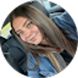 Profile photo of Juliana Manassero