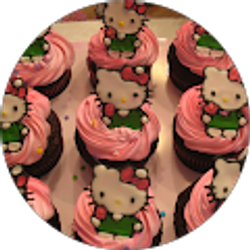 Profile photo of Eve Flores