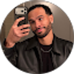 Profile photo of Elliot Shields