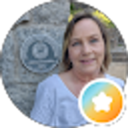 Profile photo of Lisa Robinson