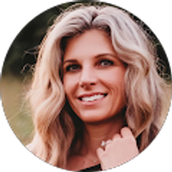 Profile photo of Bethany Glass