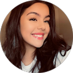 Profile photo of Mariana Valenzuela