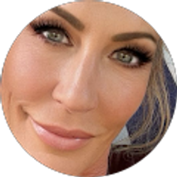 Profile photo of Lisa DARFLER