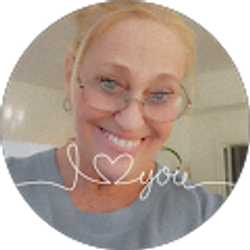 Profile photo of Ruth Amos