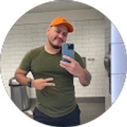 Profile photo of Alexis Ruiz