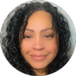 Profile photo of y estRaDa