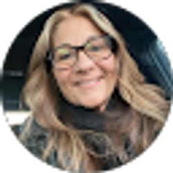 Profile photo of Liza Milo