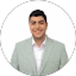 Profile photo of Arvin Yazdi