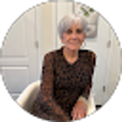 Profile photo of Helen Campbell