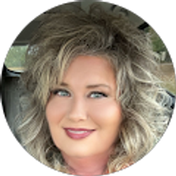 Profile photo of Dianne Pace